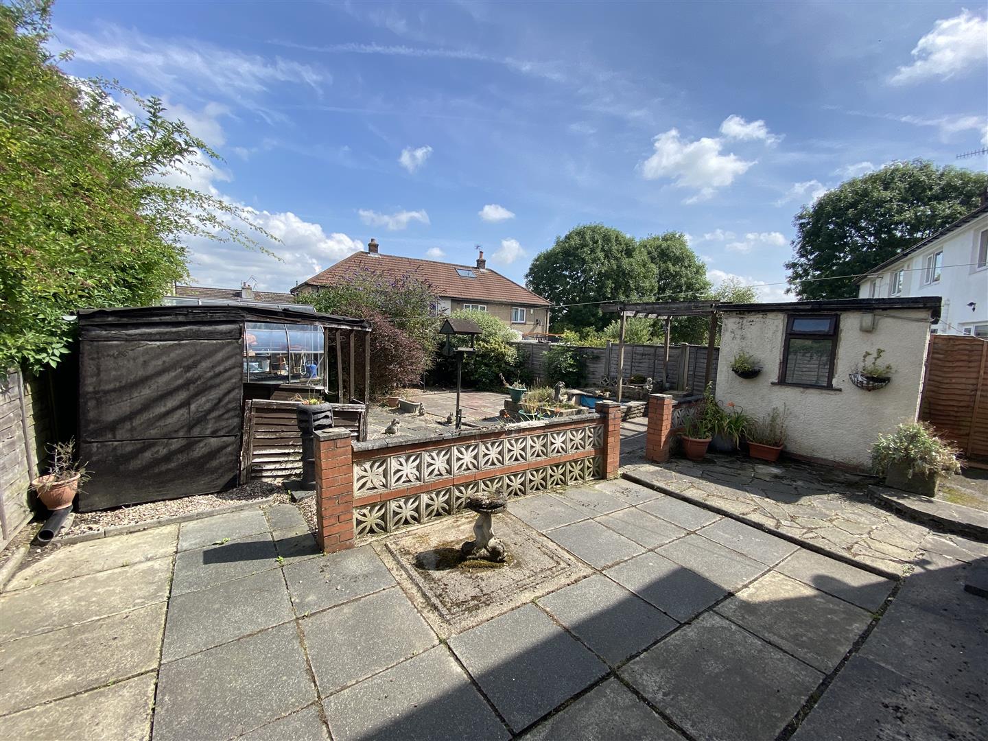 » Hargrave Crescent, Menston, LS29 6NJ